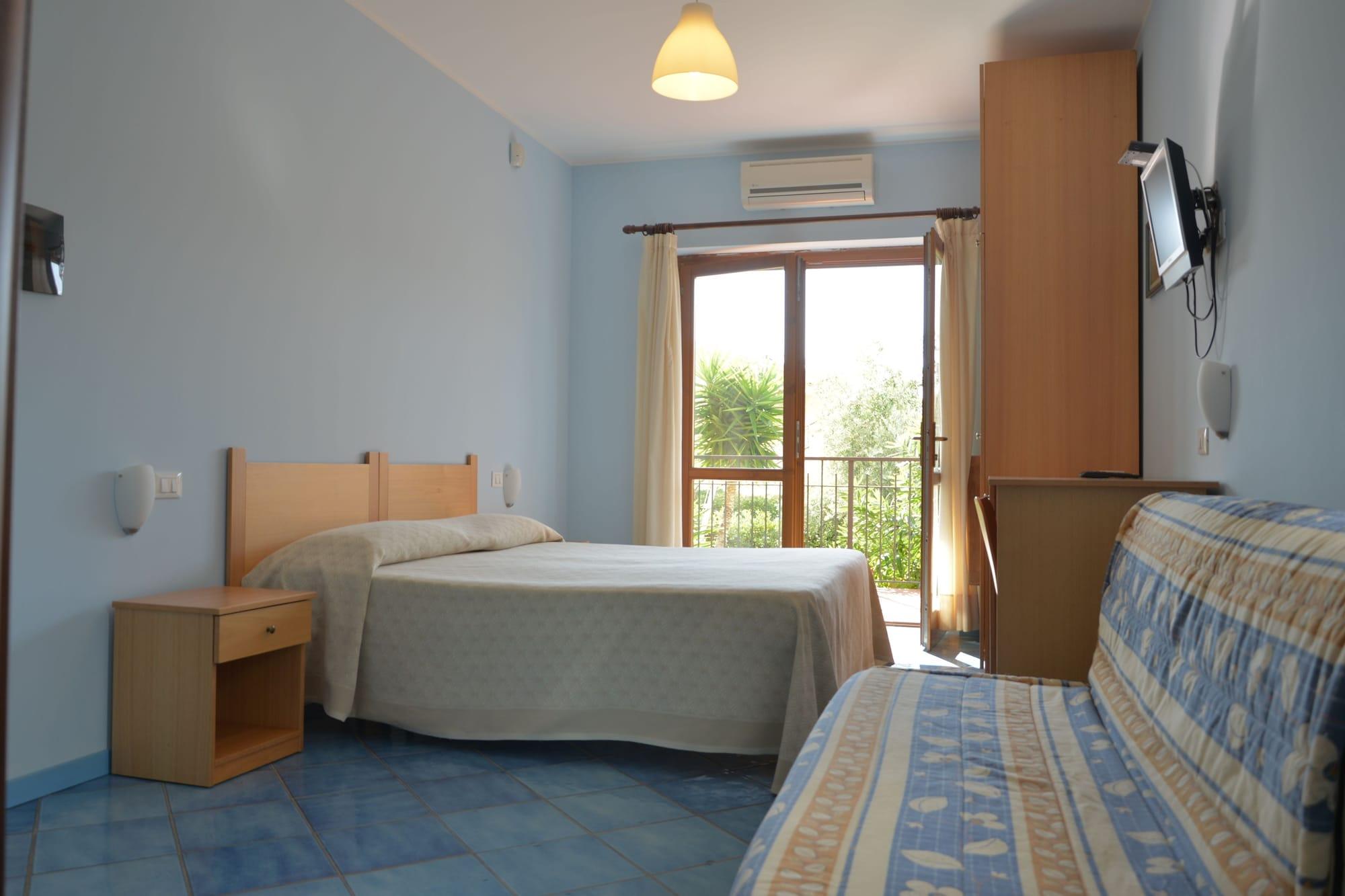 Larus Hotel Sangineto Bagian luar foto