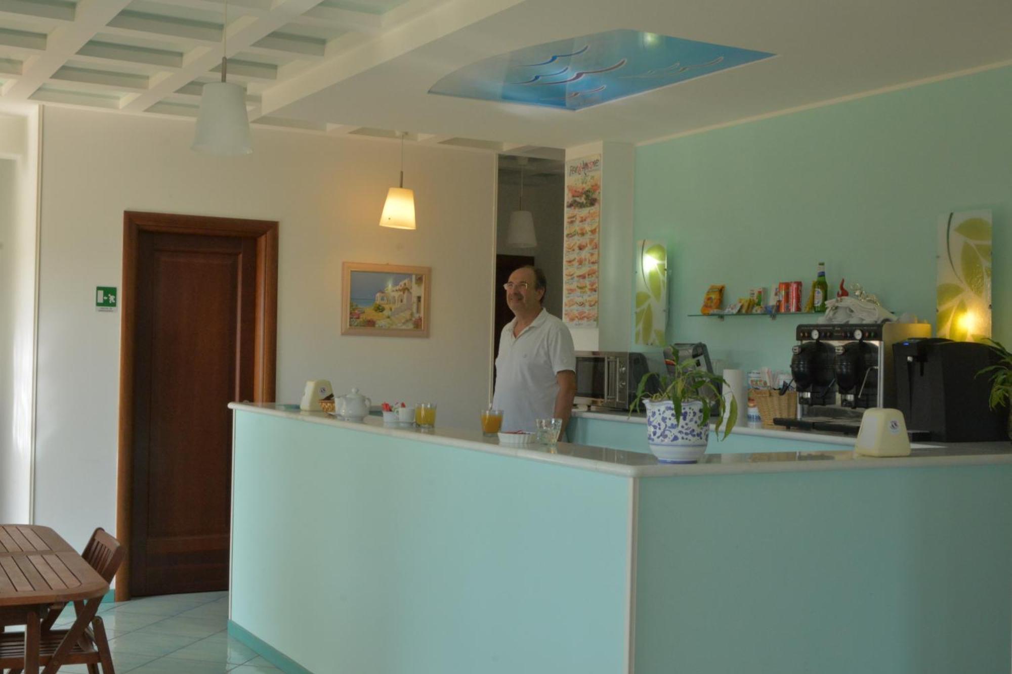 Larus Hotel Sangineto Bagian luar foto