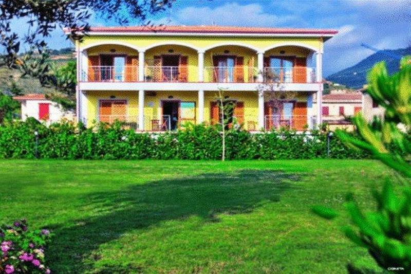 Larus Hotel Sangineto Bagian luar foto